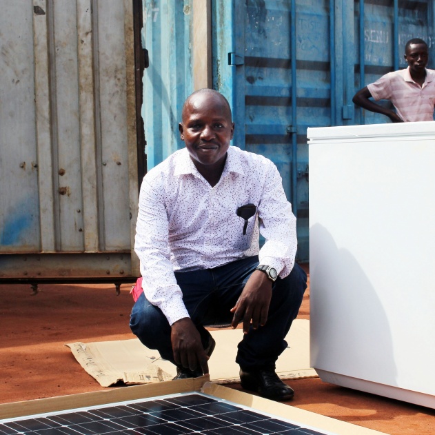 Gaspy Zongalinga, lead solar technician