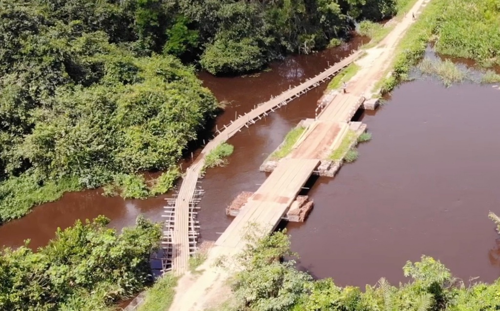 Celebrating the Completion of Bridges Between Karawa and Bogose Nubea